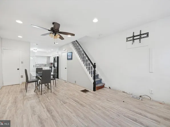 2609 S Hicks St, Philadelphia, PA 19145