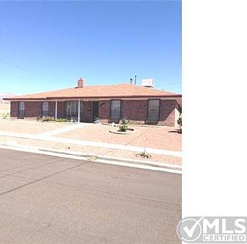 2nd image of 10207 La Vista Pl