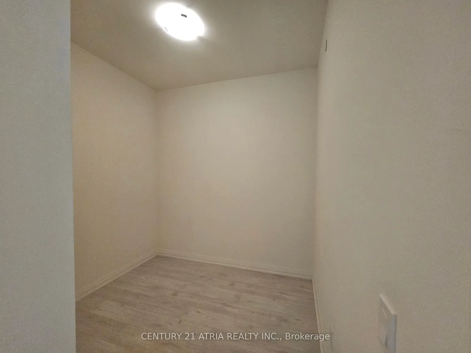 2 bed, $2,400 — Photo 3