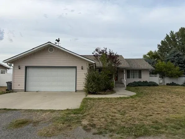 223 E Evergreen Dr, Kettle Falls, WA 99141