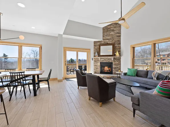 12 Scenic View Dr, Lake Placid, NY 12946
