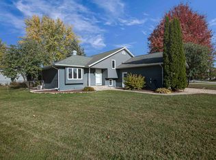 4726 W Periwinkle Ct, Appleton, WI 54914