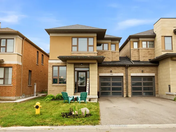 142 Vanier St, Whitby, ON L1R 0N3