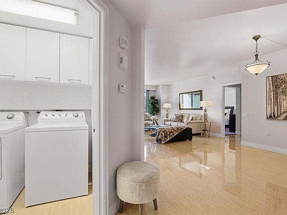 5th image of 2777 Paradise Rd Unit 502