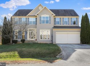 164 Victoria Ln, Charles Town, WV 25414