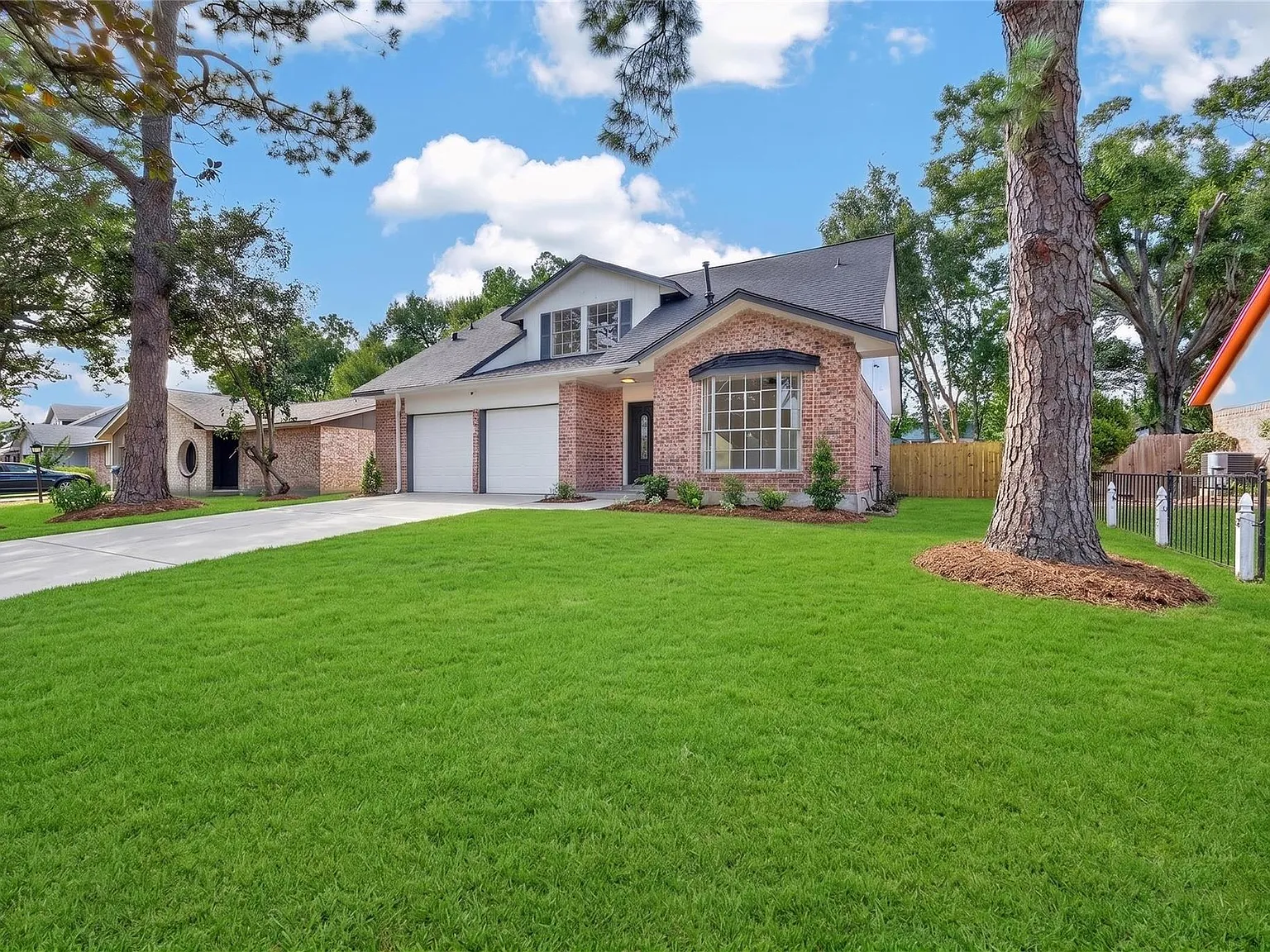 4 bed, 2.5 bath, 1588 sqft, $1,850 — Photo 3