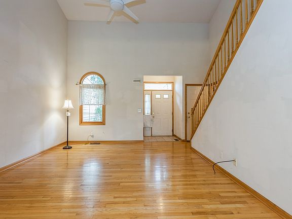 5th image of 706 Duvall Dr