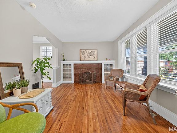 3rd image of 4474 Neosho St