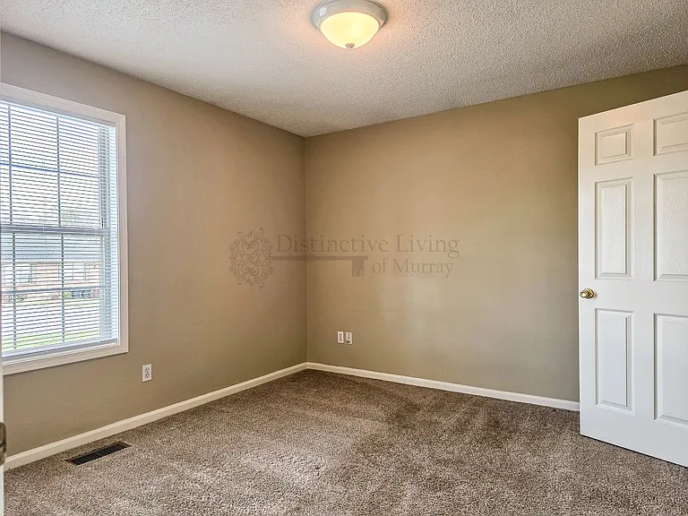 1607A Bourland Ln — Photo 9