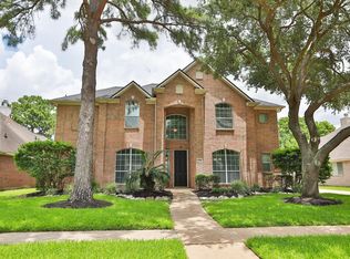 15802 Aberdeen Trails Dr, Houston, TX 77095