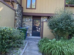 138 Colony Dr #1, Arden, NC 28704