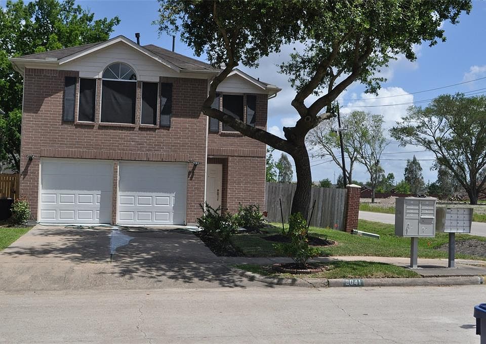 1st image of 2041 Sandy Knoll Dr