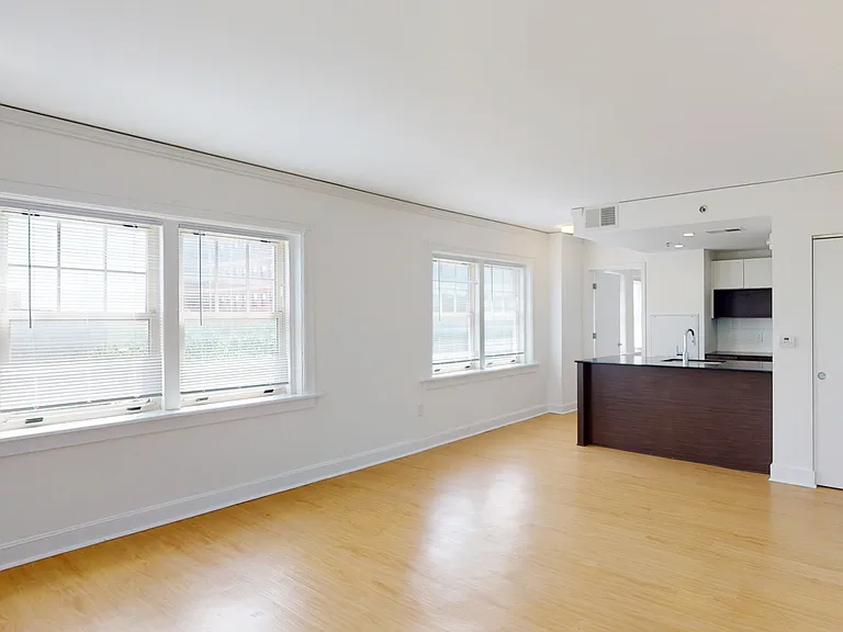 Dining/Living room