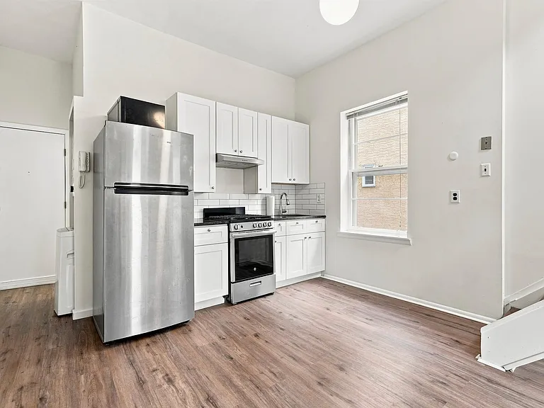2036 Mount Vernon St #2RR — Photo 1