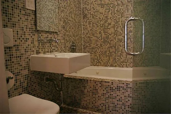 Rented by 90 Clermont Avenue LLC  | media 8