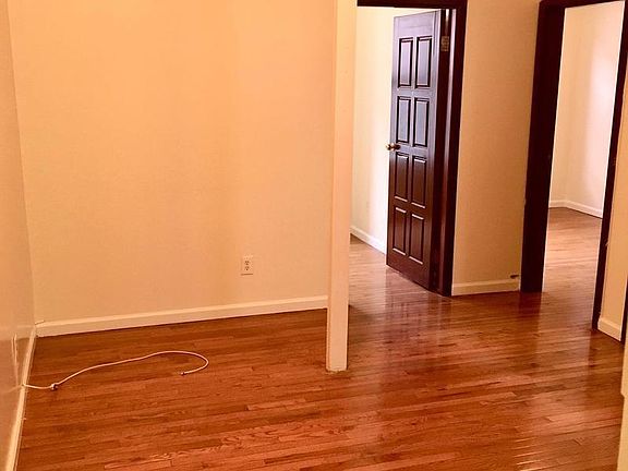 3rd image of 214 W 109th St APT 4D