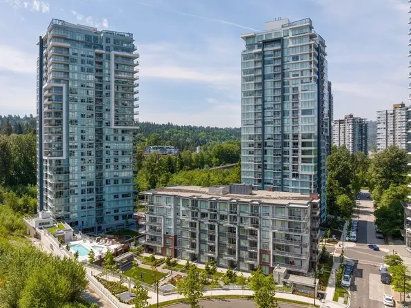 305 Morrissey Rd, Pt Moody, BC V3H 0E6