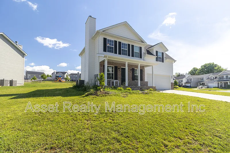 3 bed, 2.5 bath, 1718 sqft, $2,395 — Photo 4
