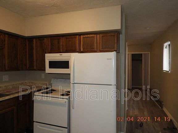 4th image of 602 W 10th St APT 1