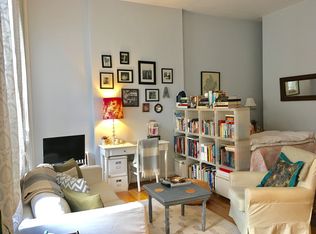 110 Lafayette Ave APT 2R, Brooklyn, NY 11217