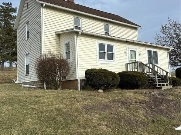 1206 Kensington Rd NE, Carrollton, OH 44615