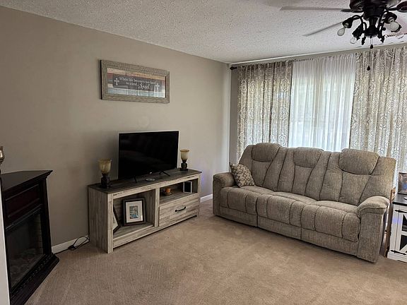 5th image of 300 Kenneth St