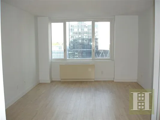 Rented by Halstead Real Estate | media 28