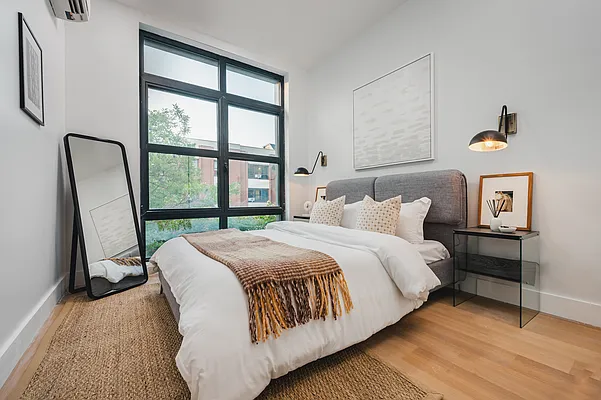 Rented by Nooklyn NYC LLC | media 9