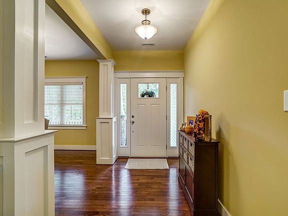 4th image of 11415 Sweet Hall Way