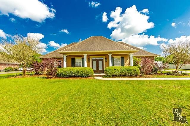 1st image of 125 Houmas Dr