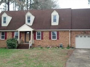 516 Glenwood Dr, Chesapeake, VA 23322