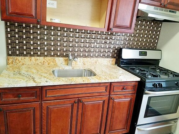 5th image of 3733 28th St APT 11