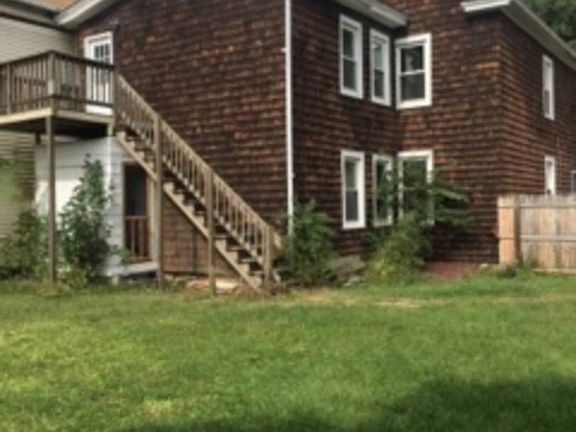 3rd image of 155 Ball St