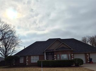 1409 Hunter Rdg, Siloam Springs, AR 72761