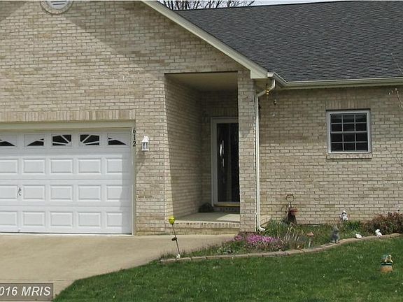 2nd image of 612 Allegheny Cir