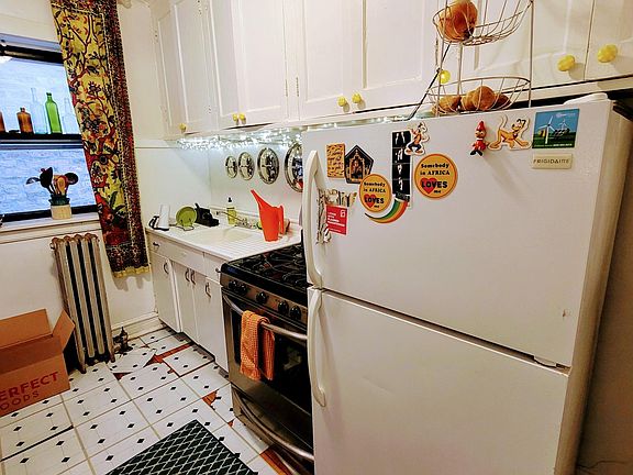 3rd image of 4800 N Paulina St #1F
