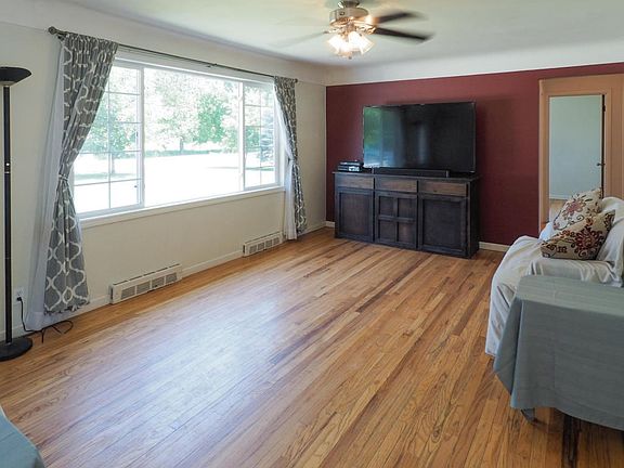 17175 Moorepark Rd-103