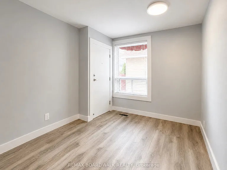 332 Shakespeare St #1 — Photo 8