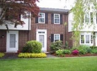 622 Chickering Rd, North Andover, MA 01845