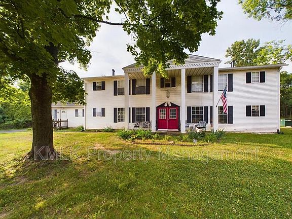 2nd image of 704 Lafayette Rd