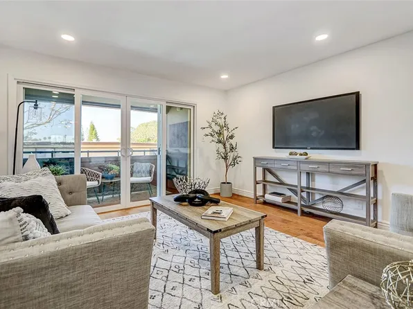 5917 Armaga Spring Rd, Rancho Palos Verdes, CA 90275