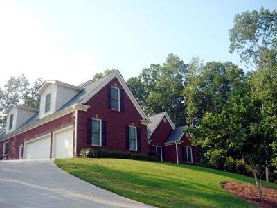 5154 Glen Forrest Dr, Flowery Branch, GA, 30542