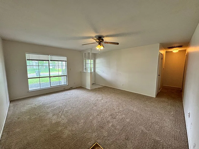 119 Northlane Dr — Photo 3