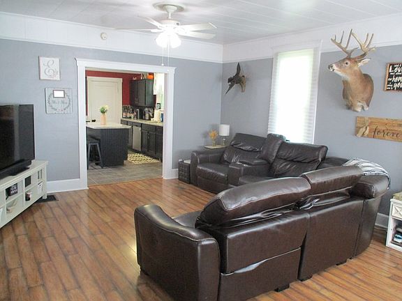5th image of 6073 W Adams St