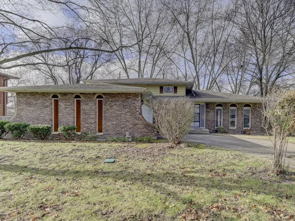 6536 Van Buren St, Merrillville, IN 46410