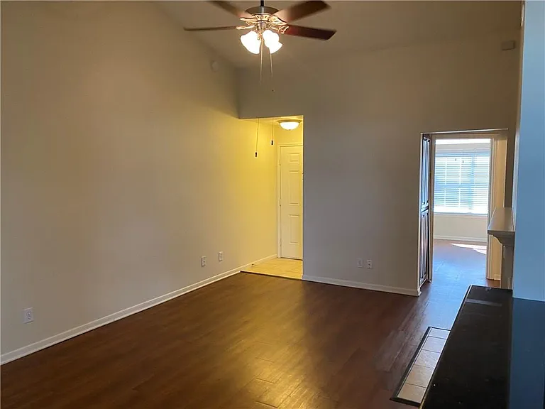 6000 Shepherd Mountain Cv #2211 — Photo 9