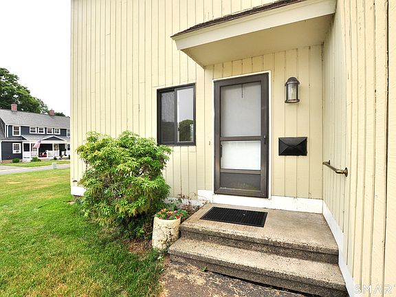 3rd image of 1 Meadow Court #1