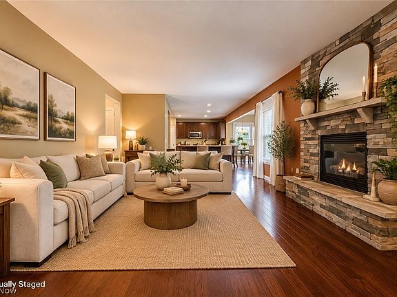 3rd image of 5570 Long Ridge Dr