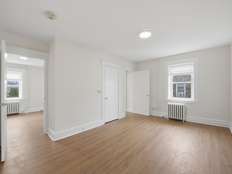 1st image of 140 Hamilton Ave #2