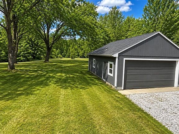 3rd image of 2973 Colon Dr